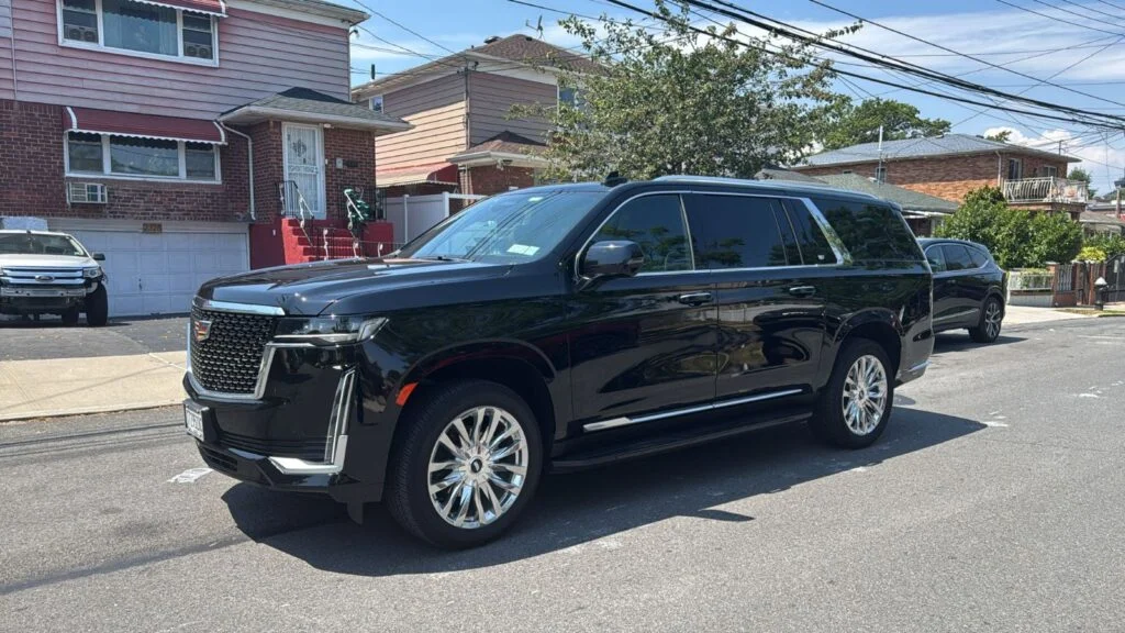 Luxury Car Service in West Hampton: Travel in Comfort, Style, and Elegance