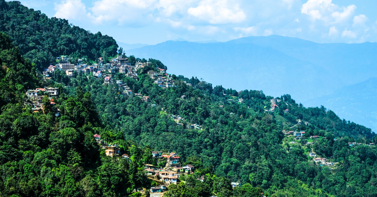 How to Book a Budget-Friendly Darjeeling Trip from Delhi