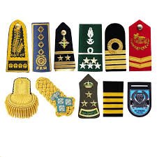 epaulettes