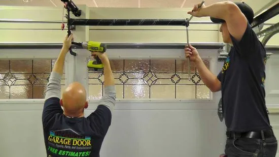 Fast Fixes for Your Garage Door Los Angeles Same Day Repair Guide